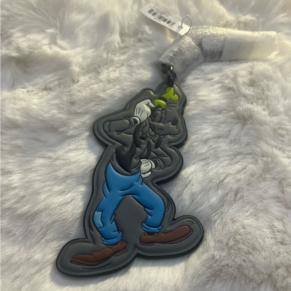 NWT Coach Disney Goofy Leather Hang Tag Bag Charm Key Chain Fob - Picture 2 of 4